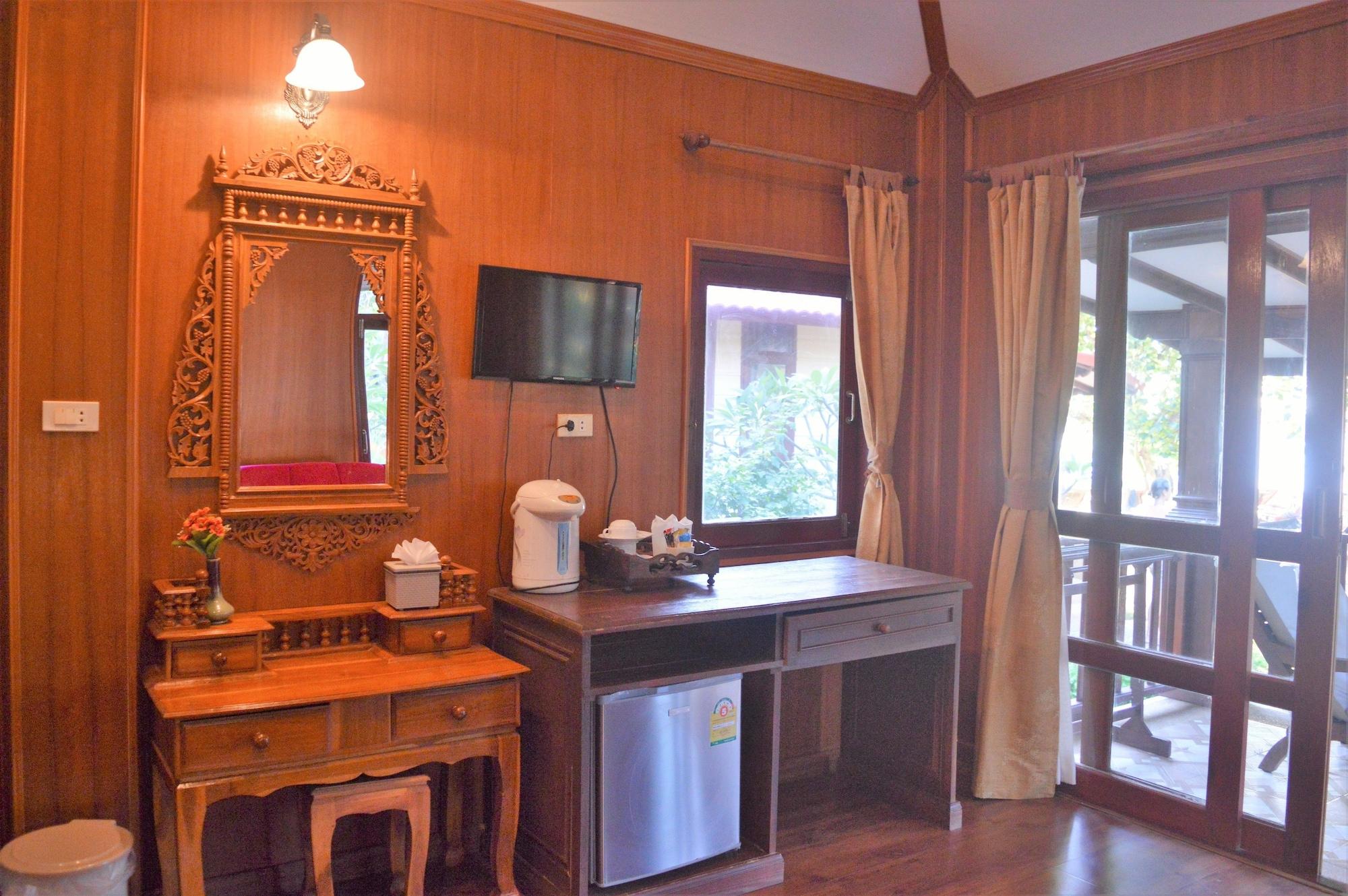 Sayang Beach Resort Ко-Ланта Екстер'єр фото
