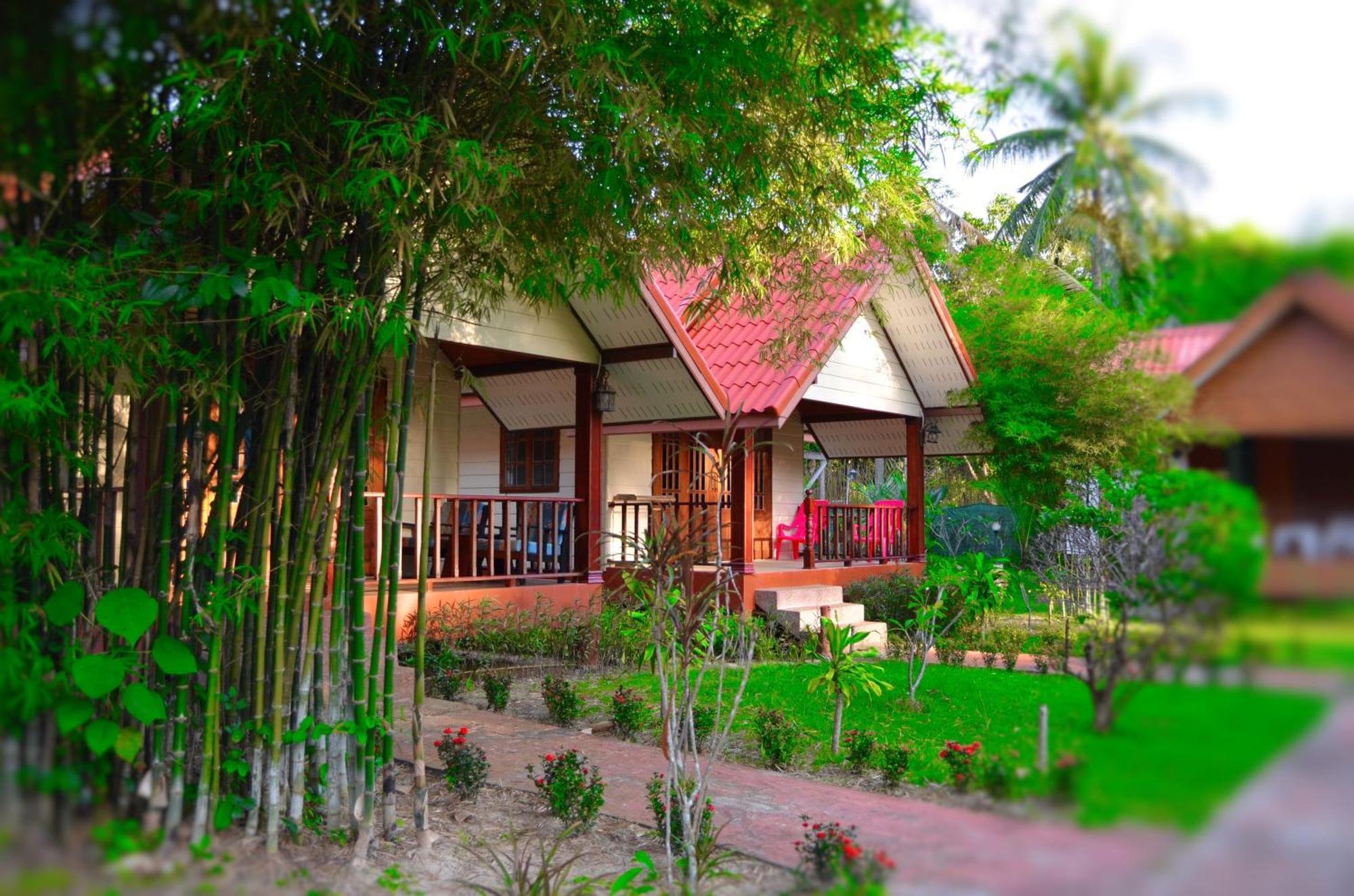 Sayang Beach Resort Ко-Ланта Екстер'єр фото