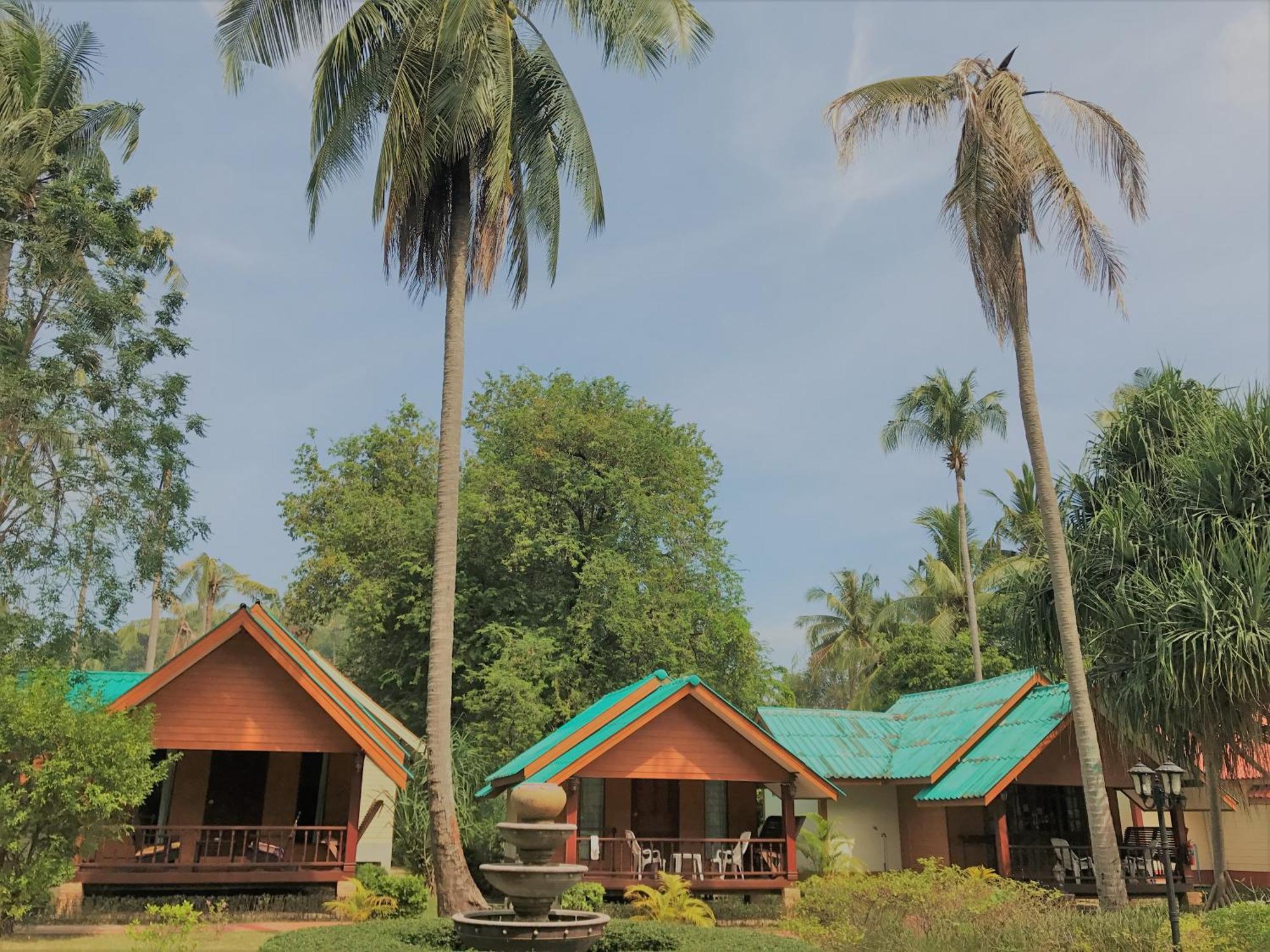 Sayang Beach Resort Ко-Ланта Екстер'єр фото