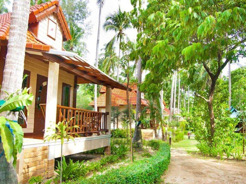 Sayang Beach Resort Ко-Ланта Екстер'єр фото