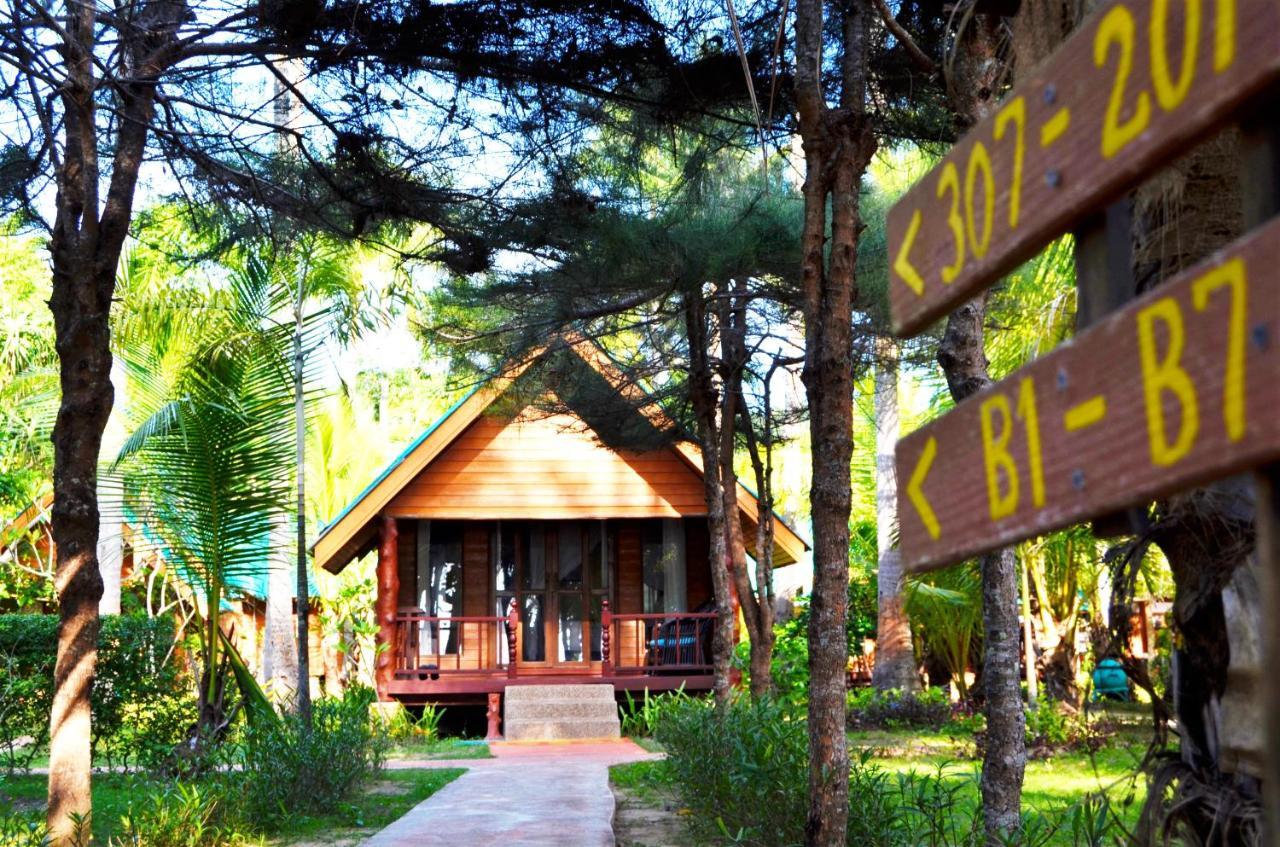 Sayang Beach Resort Ко-Ланта Екстер'єр фото